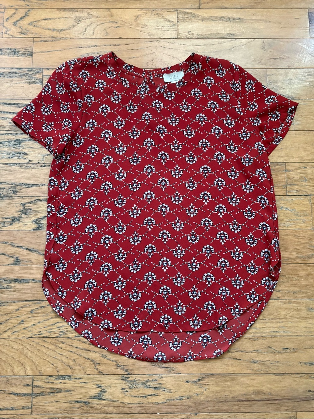 EUC LOFT Outlet Red Short Sleeve Patterned Blouse